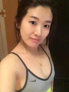 网红闫妮妮写真